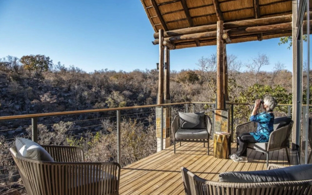 Ingwe Lodge