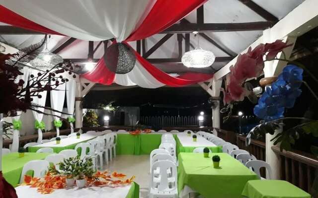 AGM Beachfront Resort & Resto