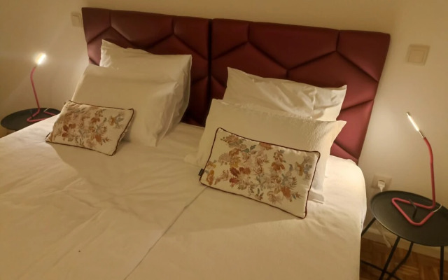 Villa Branca Barreiros Bed & Breakfast