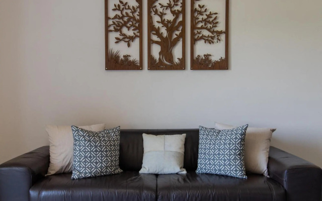 Luxury 2bed 2bath in a Secure golf estate.WIFI