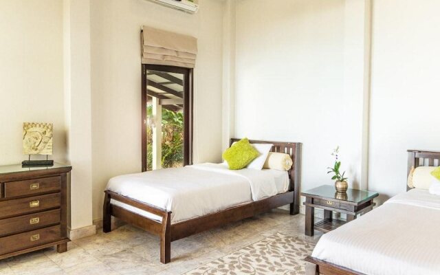 Jungle Emerald Rock Luxury Villa