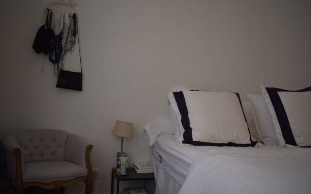1 Bedroom in Bonne Nouvelle