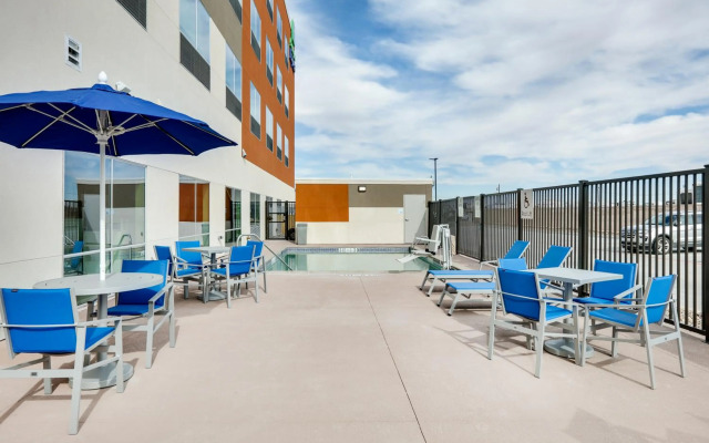 Holiday Inn Express Kermit by IHG