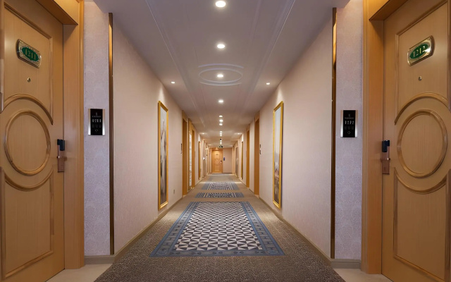 Vienna International Hotel (Hangzhou Linping South High-speed Railway Station)