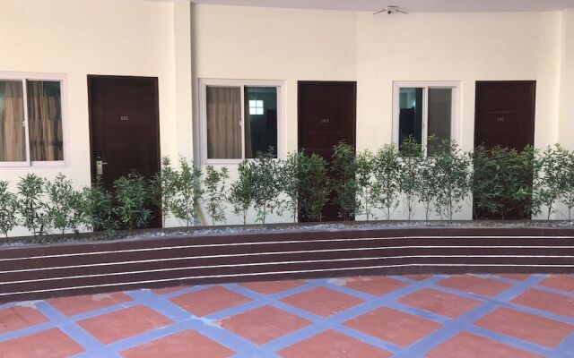 MC Hotel Lingayen