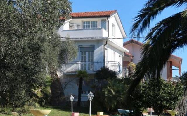 Flat 2 Bedrooms 1 Bathroom - Loano