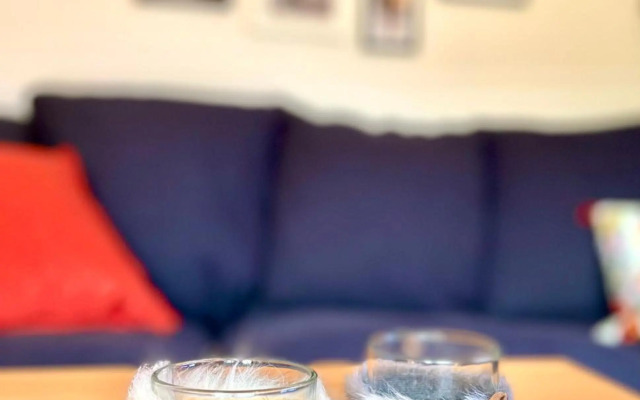 Wunderschöne Wohnung mit Balkon und Blick auf die Alpen