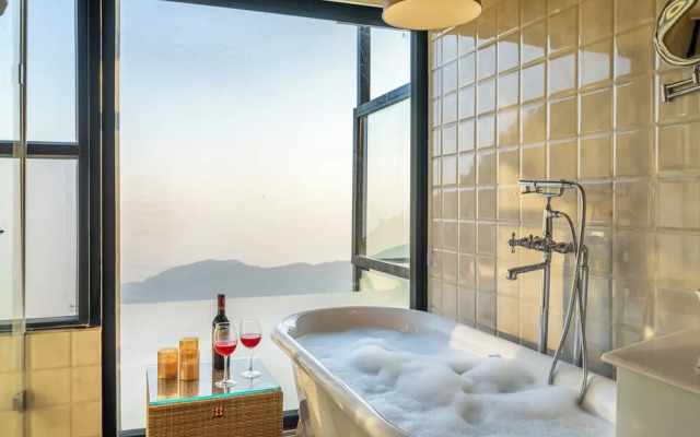 The English Country House