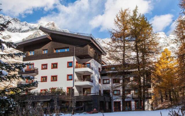 Cervinia Apartment
