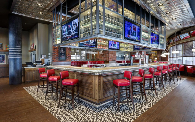 Embassy Suites by Hilton Niagara Falls Fallsview