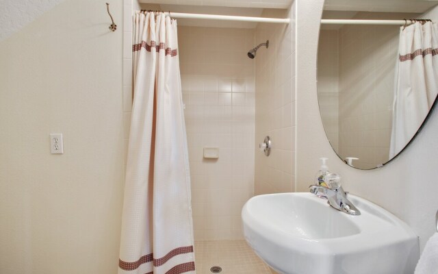 1207w Near Disney! Water View! Gamesroom! Balcony!