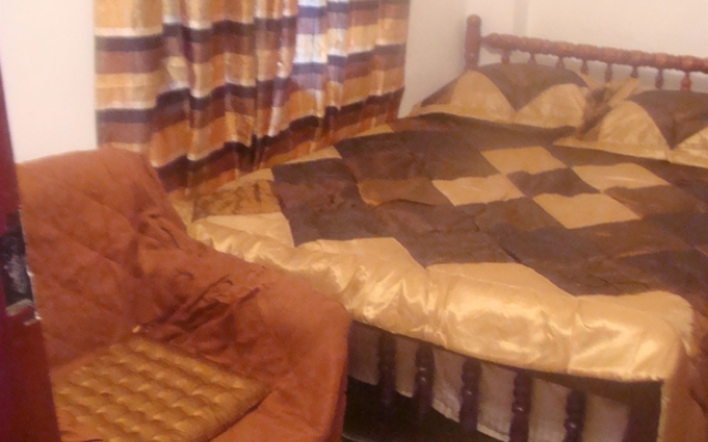 Noon'S Accommodation