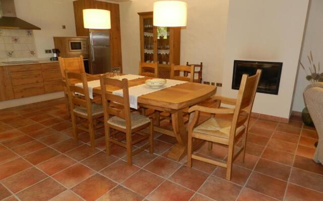 Casa Rural Can Ginesta