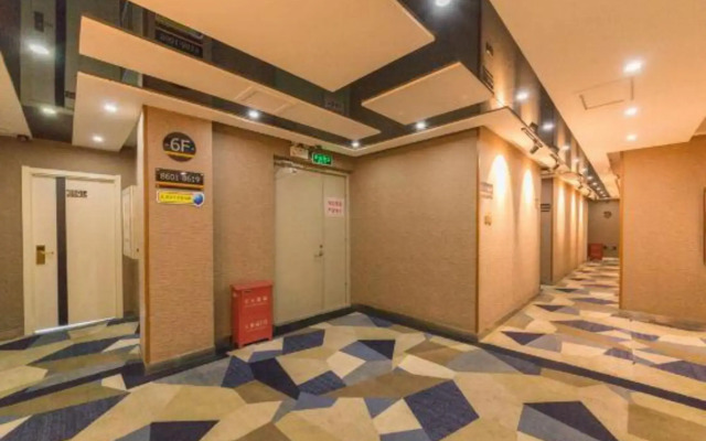 Suying Hotel (Changchun Railway Station Zhujiang)
