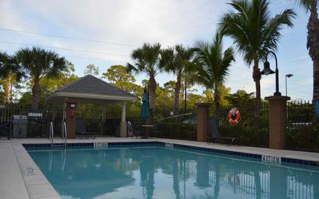 Candlewood Suites Fort Myers Sanibel Gateway, an IHG Hotel