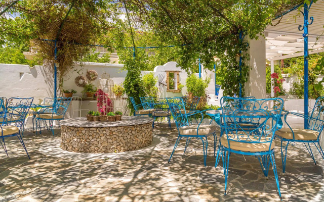 Nathalie Hotel