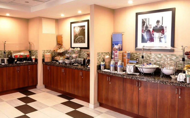 Hampton Inn & Suites Tulsa/Tulsa Hills