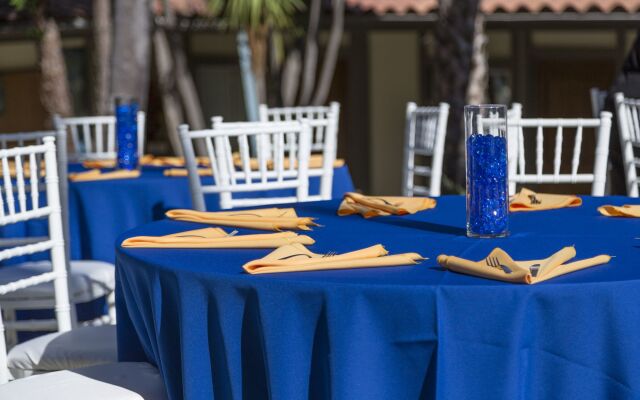 Catalina Canyon Inn