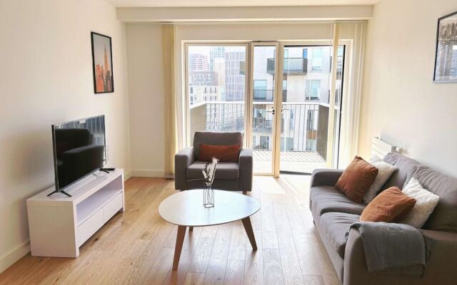 Apartment-newham-sleeps2-balcony-89ws