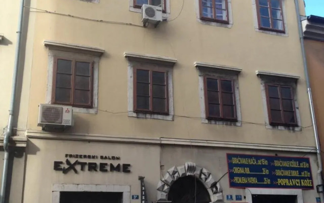 Studio apartman "Arna"