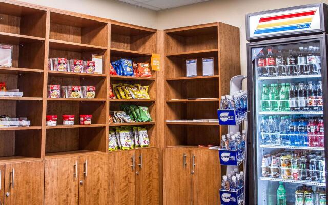 Comfort Suites Woodland - Sacramento Airport