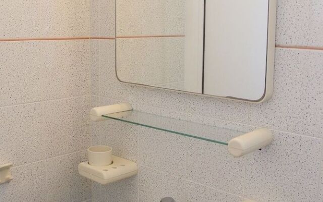 Blue Dolphin Studios & Apartment