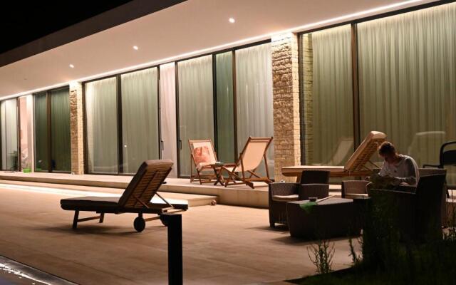 Ellas Residence fantastic pool heated