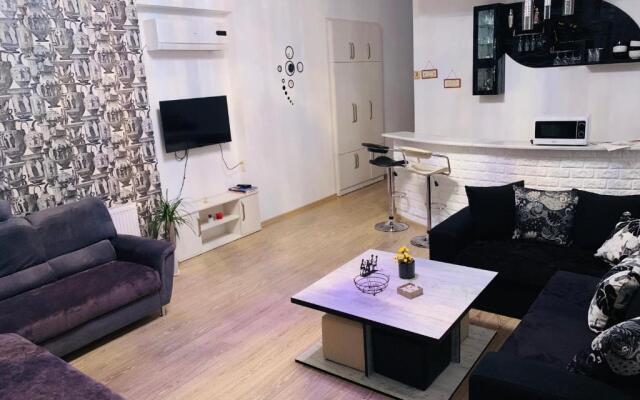 AIA Apartment