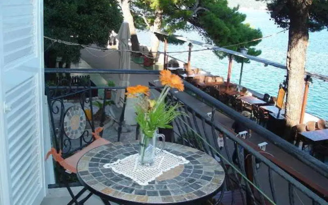 Apartments Lenni