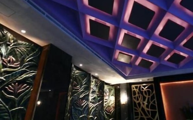 THE YORKER De'luxe Motel