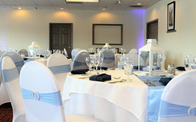 The Landing at Hampton Marina, Tapestry Collection by Hilton