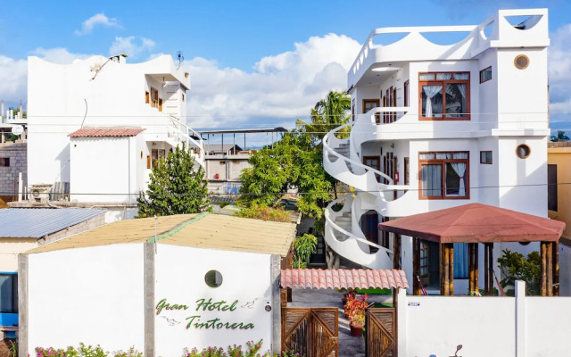 Gran Hostal Tintorera