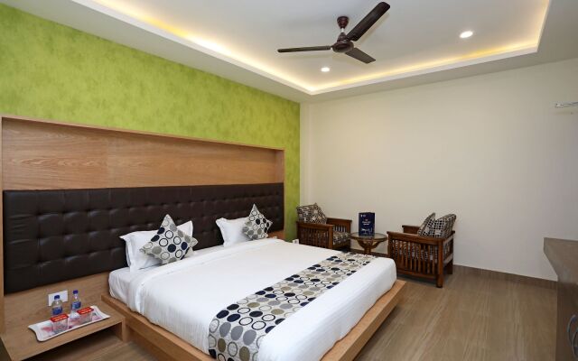 OYO 11666 Hotel Prakash Inn