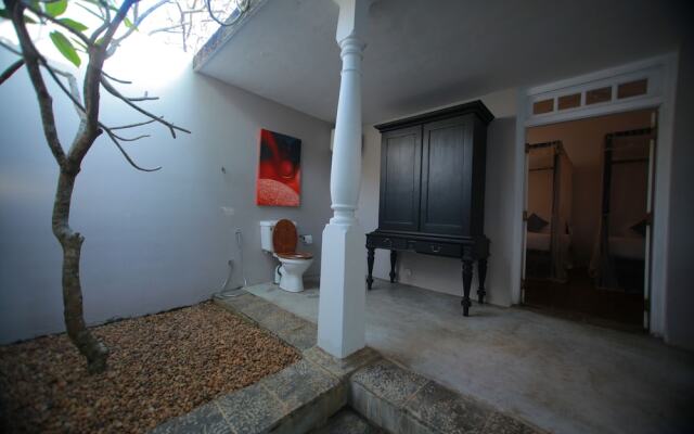 Olanda Private Beach Villa