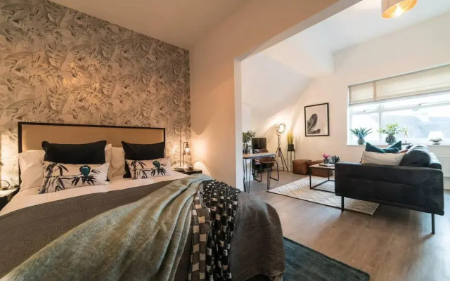 Luxurious 1BR Apartment - NEC BHX JLR Solihull