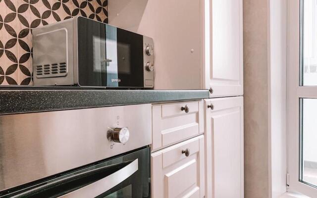 Рядом➤ Дизайнерские апартаменты на Университетской набережной