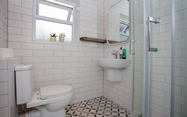 5 Bedroom House in East London