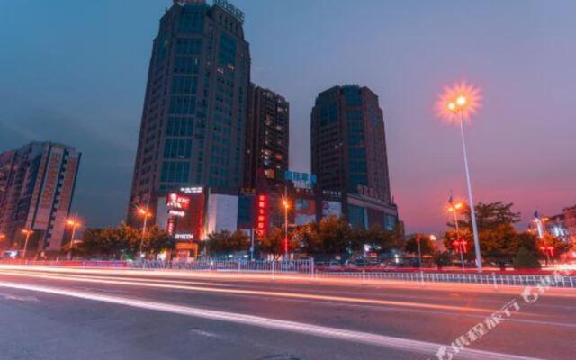 Yeste Hotel (Fangcheng Hengfu Plaza)