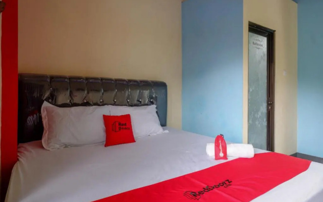 RedDoorz @ Gerbang Dieng Plateau Area