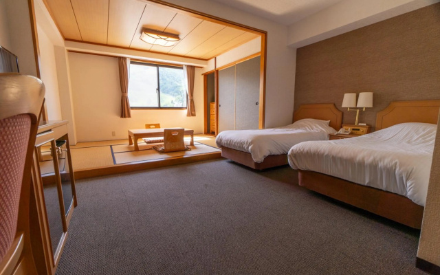 Hakuba Panorama Hotel – Guest Rooms – Hakuba
