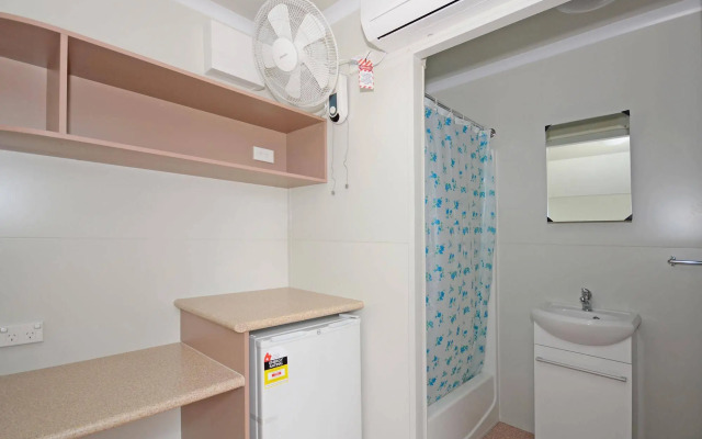 Meekatharra Accommodation Centre - Campsite