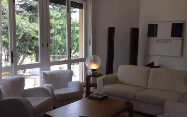 Vittoria House