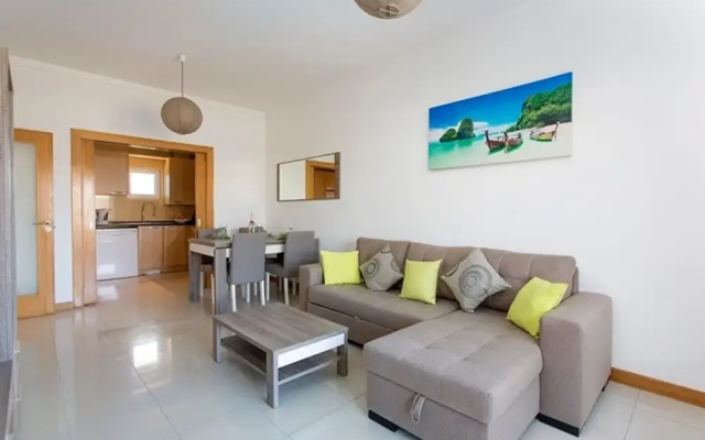 Albufeira - Apartment - Sleeps 4 - Pool - Seaside