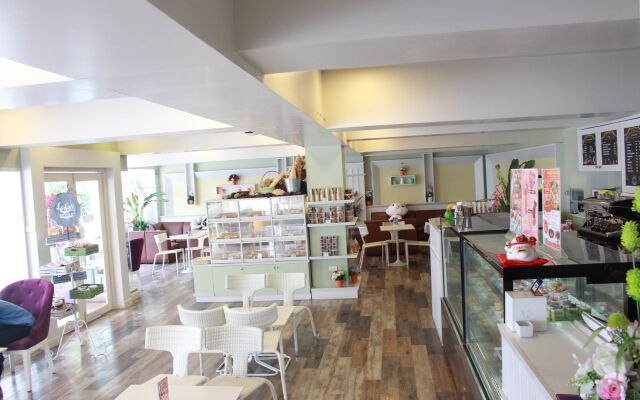VWish Hotel
