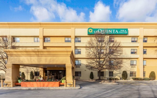 La Quinta Inn & Suites by Wyndham Chicago Tinley Park