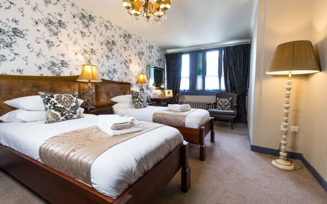 Logis Hotel De France