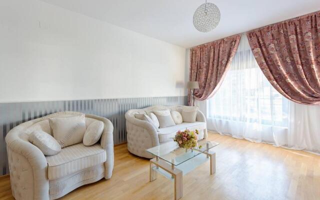 Marina Apartment