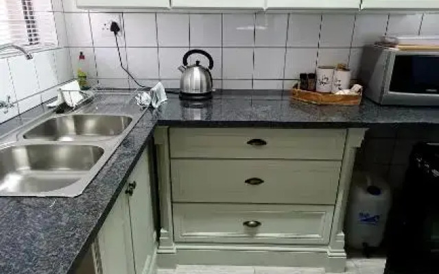 Laboria 102 & 103