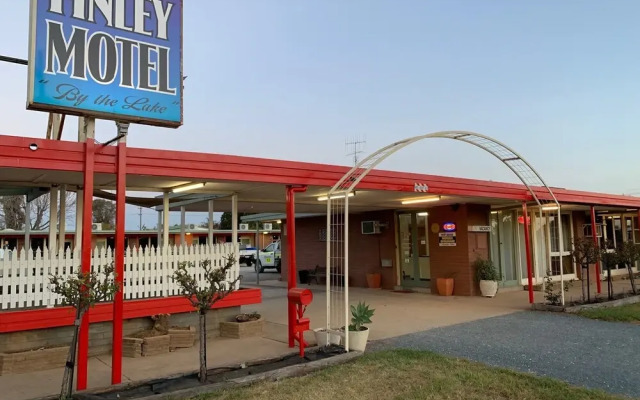 Finley Motel