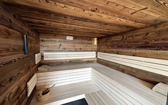 Holiday Home in Roprachtice With Sauna & Jacuzzi